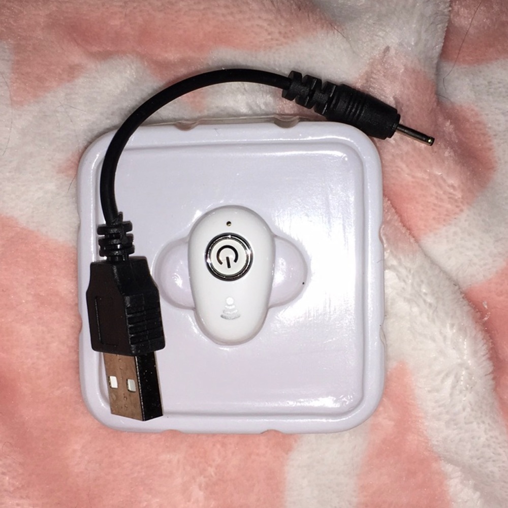 Headset Bluetooth - image 1